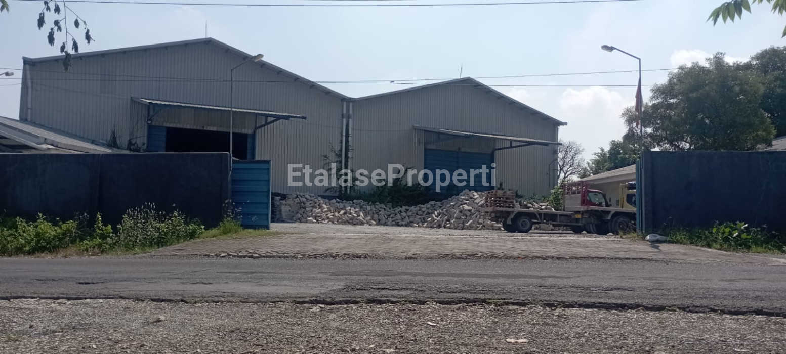 Foto properti Dijual Gudang Sidayu Gresik Raya Kertosono 4