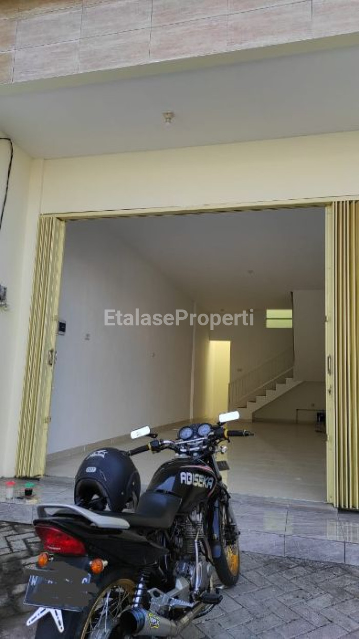 Foto properti Dijual Cepat Ruko Di Manukan Tengah 3