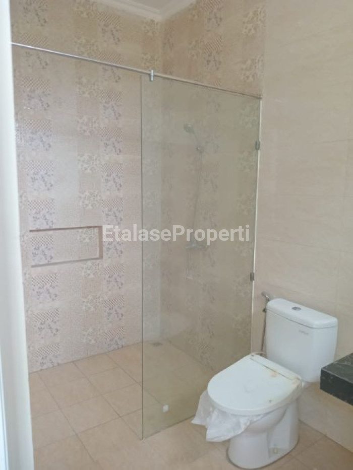 Foto properti DIJUAL Rumah Baru Gress Royal Residence  Cluster Greenwich 2