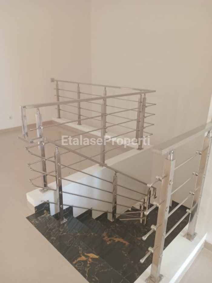 Foto properti DIJUAL Rumah Baru Gress Royal Residence  Cluster Greenwich 7