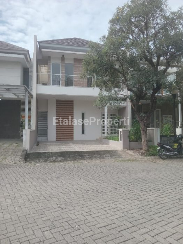 Foto properti Jual  Rumah Baru Gress Royal Residence Cluster Harewood 1
