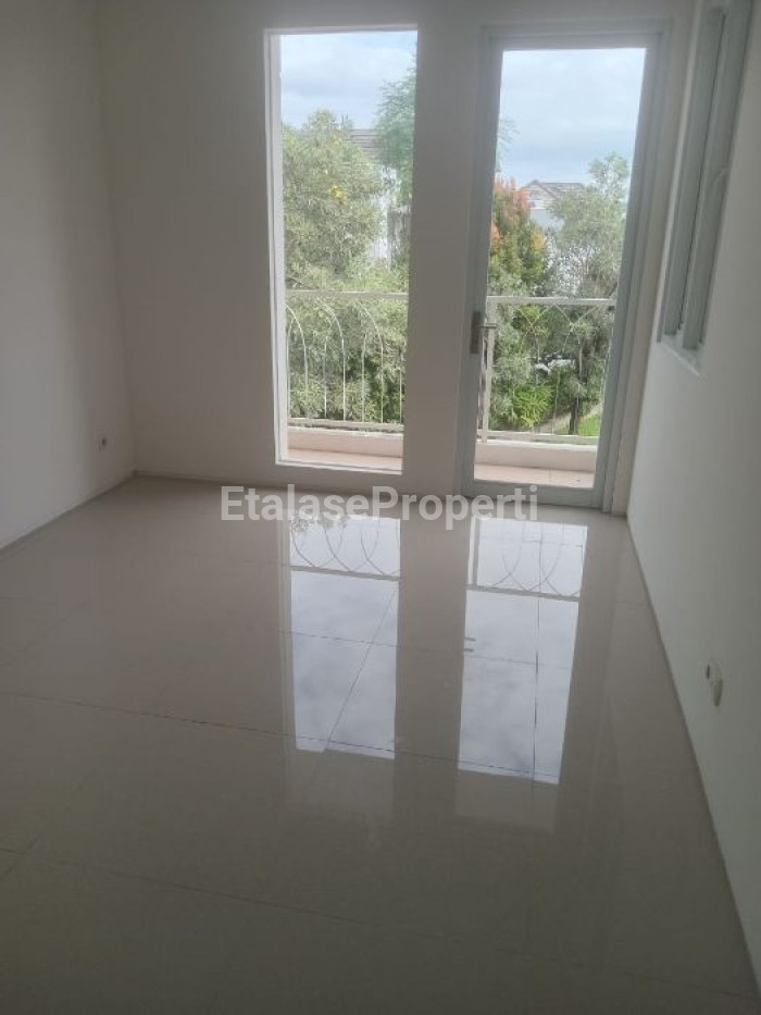 Foto properti Jual  Rumah Baru Gress Royal Residence Cluster Harewood 6