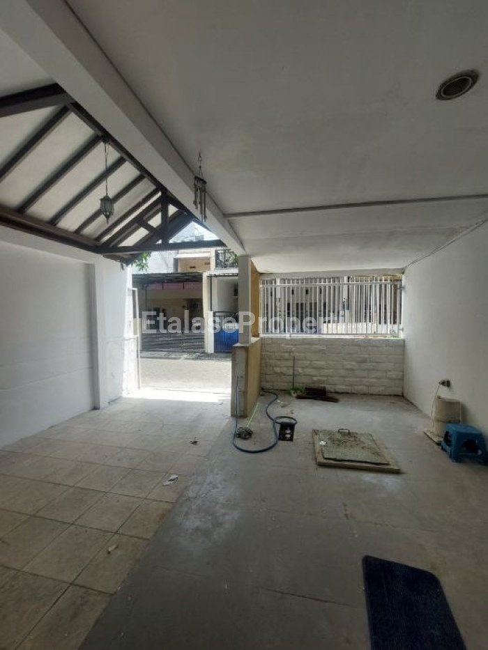 Foto properti DIJUAL/ DISEWAKAN RUMAH NYAMAN DI SURABAYA – LOKASI STRATEGIS & SIAP HUNI! Babatan Pratama, Wiyung Surabaya 9