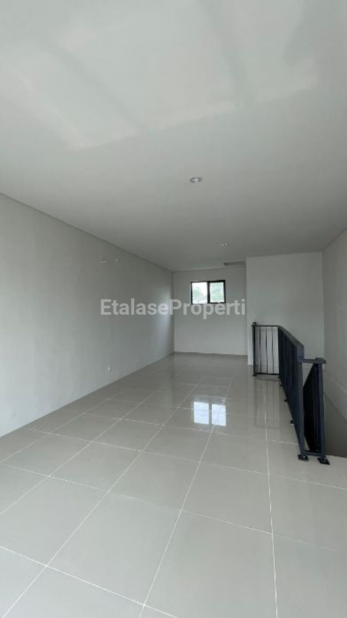 Foto properti SEWA Ruko Citraland CBD Driyorejo 5