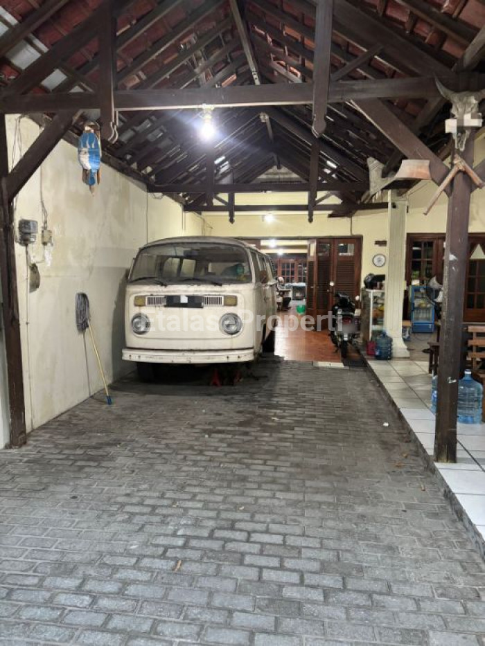 Foto properti Dijual Rumah Di Tumapel Raya Darmo Cocok Untuk Kos Cafe Kantor 2