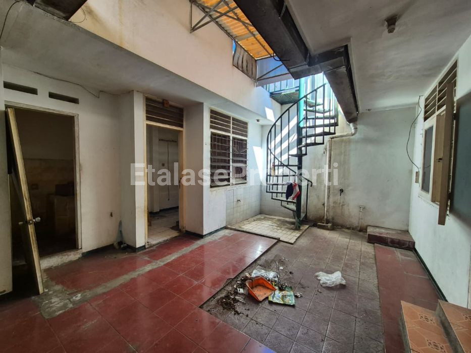 Foto properti Dijual Rumah Lama Di Darmo Harapan Dekat Sukomanunggal 3