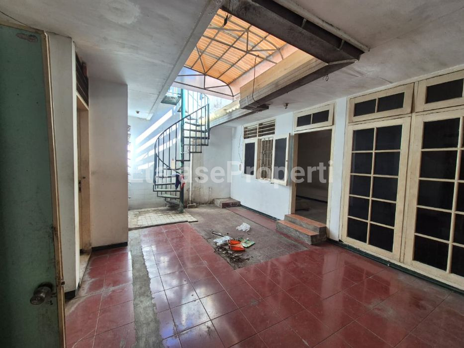 Foto properti Dijual Rumah Lama Di Darmo Harapan Dekat Sukomanunggal 4