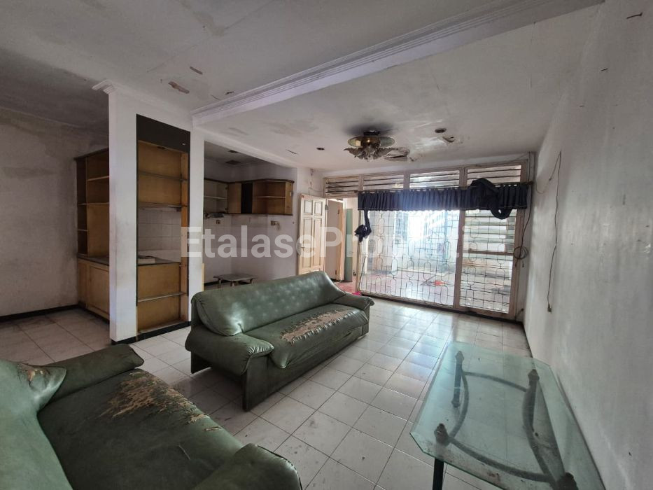Foto properti Dijual Rumah Lama Di Darmo Harapan Dekat Sukomanunggal 5