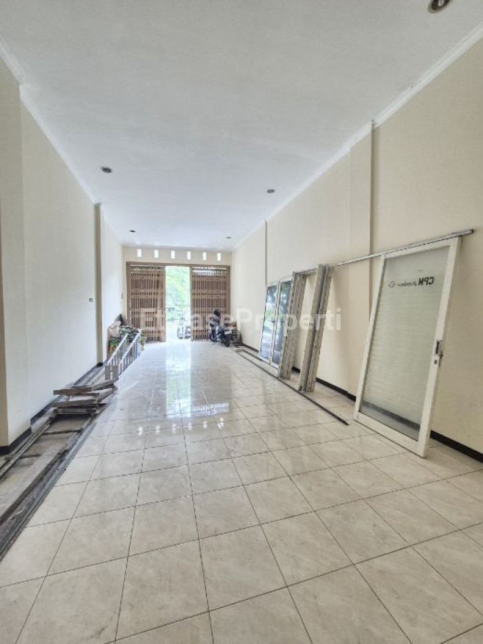 Foto properti Dijual Ruko Raya MERR 3