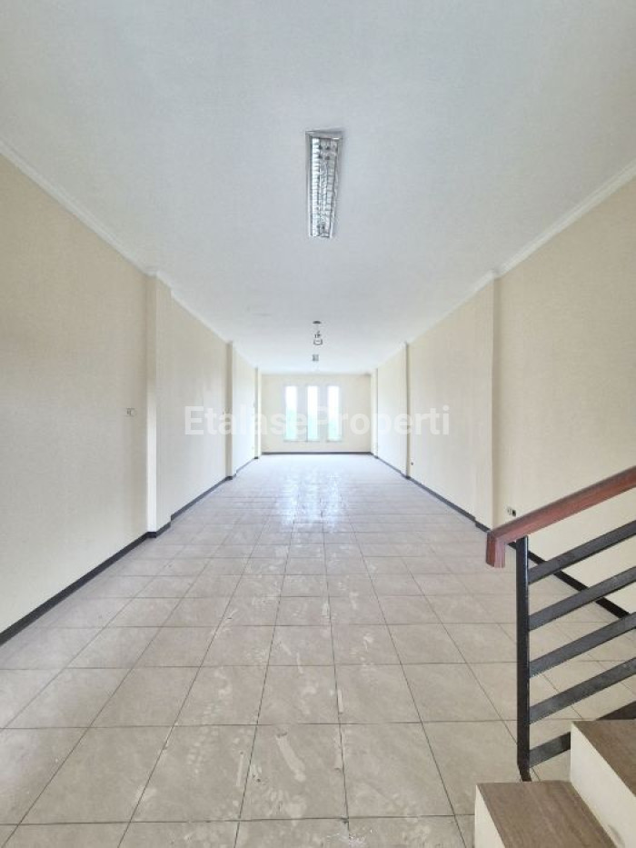 Foto properti Dijual Ruko Raya MERR 4