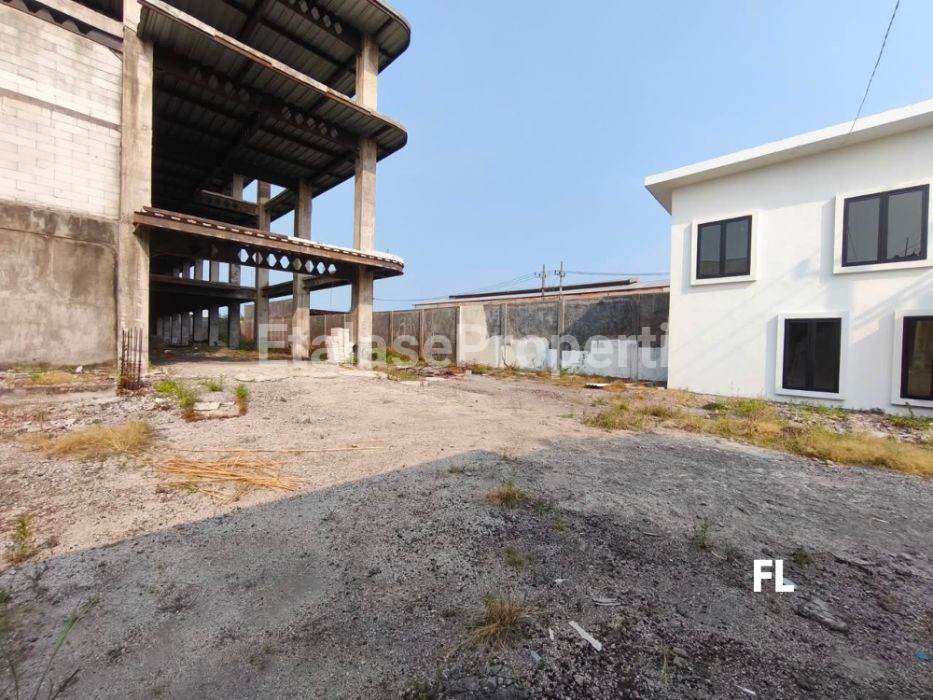 Foto properti Disewakan Tempat Usaha Di Kedungcowek Surabaya 8