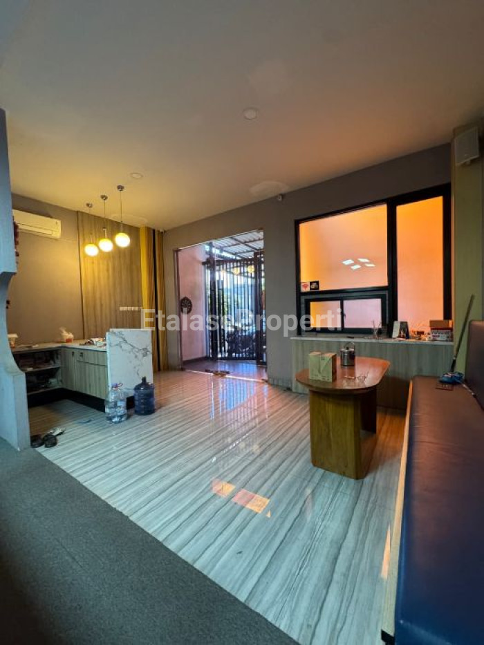 Foto properti Dijual Ruko Di Raya Merr Sudah Ada Ijin Untuk Cafe 6
