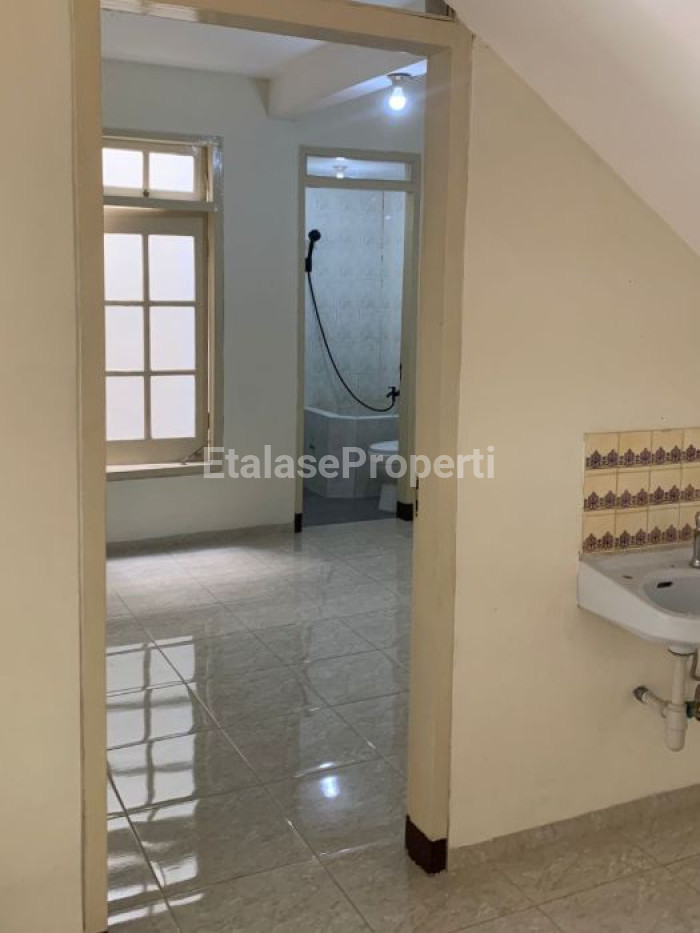 Foto properti Sewa Rumah Di Perumahan Sutorejo, Surabaya. 2