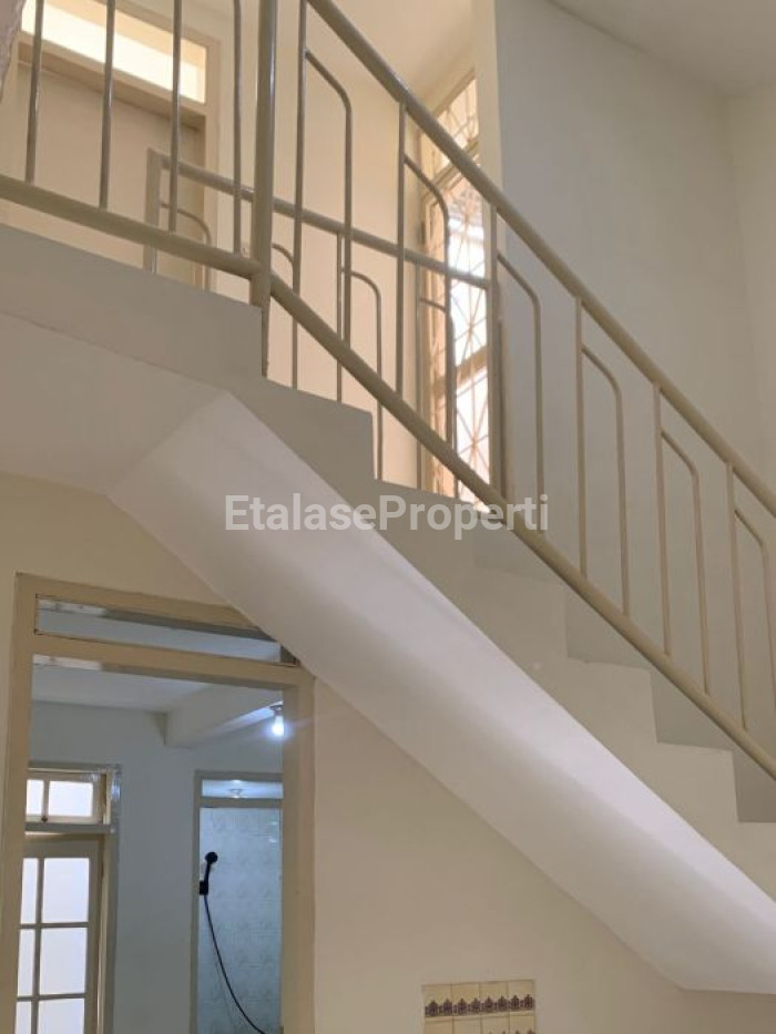 Foto properti Sewa Rumah Di Perumahan Sutorejo, Surabaya. 7