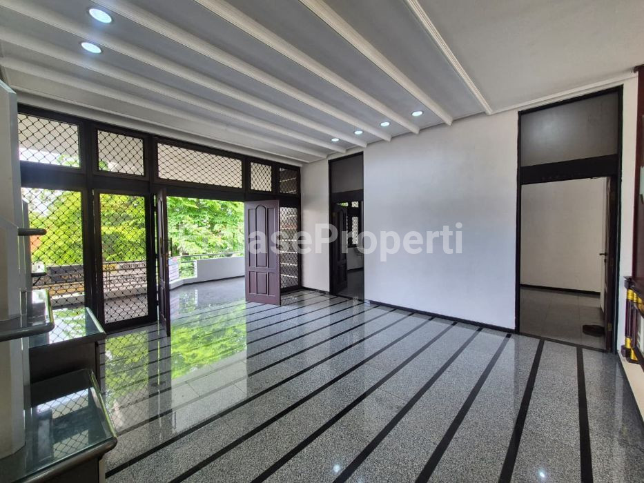 Foto properti Disewakan Rumah Kantor Di Jalan Arjuna Tidar 4