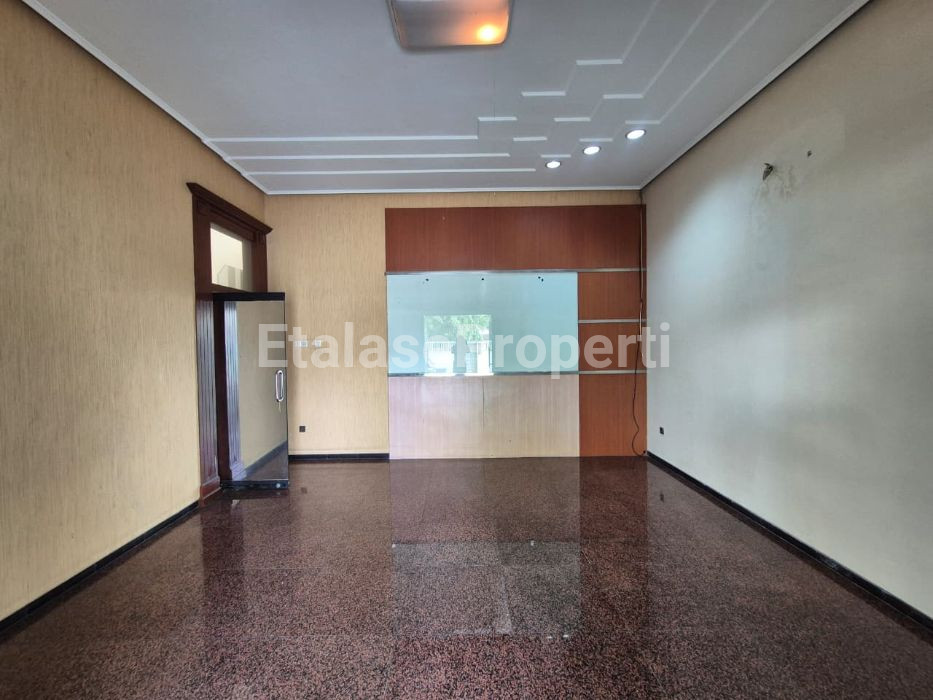 Foto properti Disewakan Rumah Kantor Di Jalan Arjuna Tidar 10