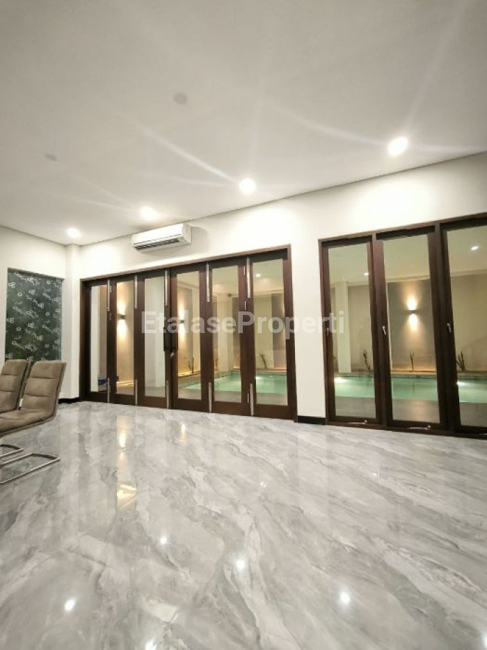 Foto properti Dijual Rumah Villa Jogja Fasco Mansion Dekat Malioboro Dan Ugm 8