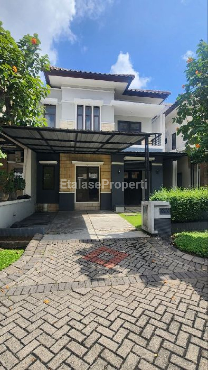 Foto properti Rumah 2 Lantai Royal Residence 1