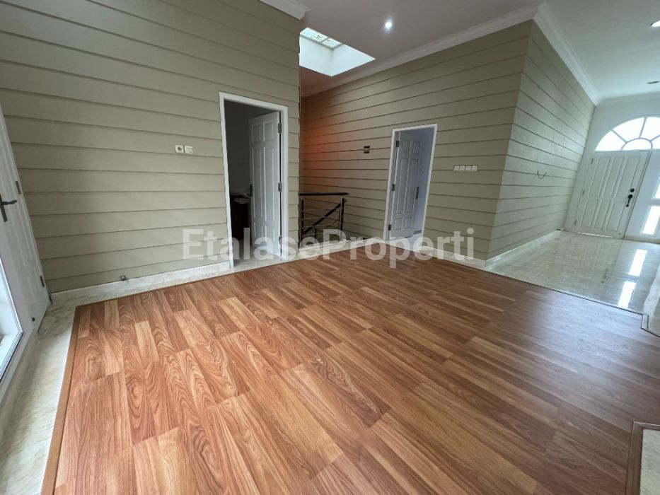 Foto properti DIJUAL/DISEWAKAN RUMAH SIAP HUNI DI SAN DIEGO PAKUWON CITY, SURABAYA TIMUR 2