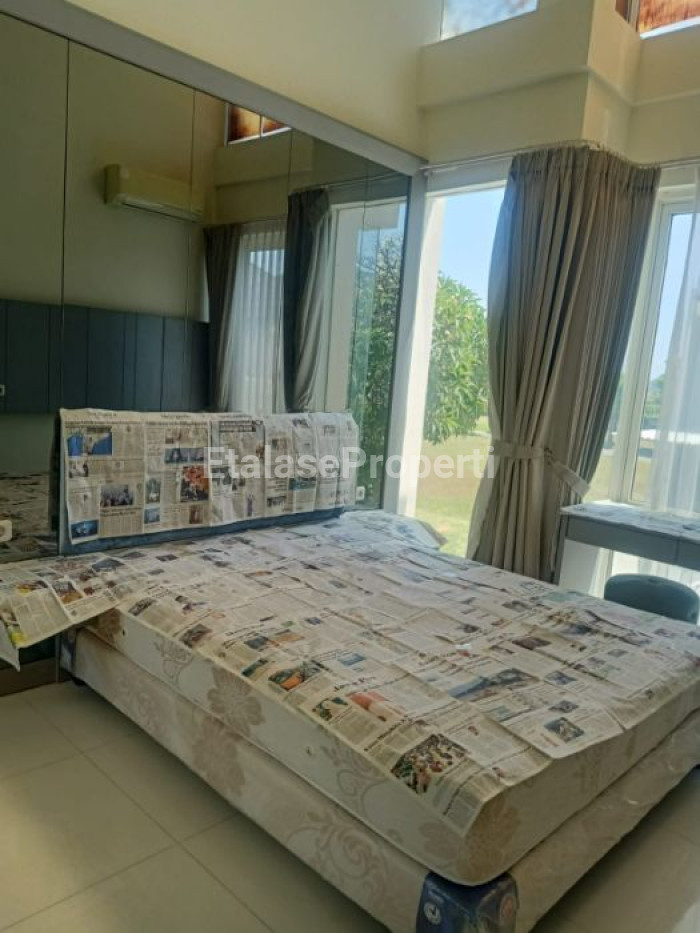 Foto properti DIJUAL RUMAH SIAP HUNI FULL FURNISHED DI ZIMBALI COSTA PAKUWON CITY, SURABAYA TIMUR 1
