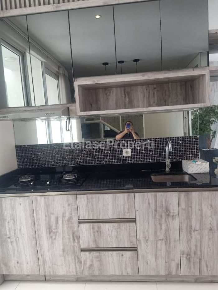 Foto properti DIJUAL RUMAH SIAP HUNI FULL FURNISHED DI ZIMBALI COSTA PAKUWON CITY, SURABAYA TIMUR 2