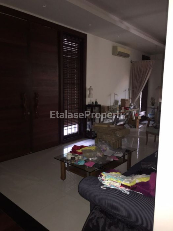 Foto properti DIJUAL RUMAH SIAP HUNI FULL FURNISHED DI PAKUWON CITY, SURABAYA TIMUR 6