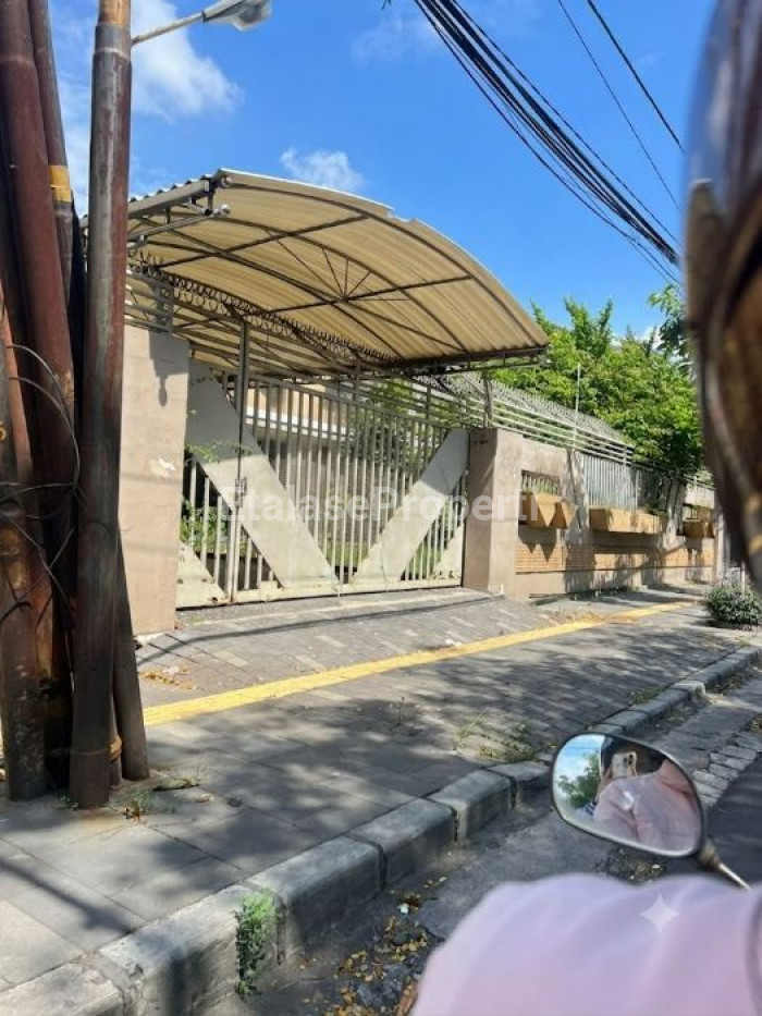 Foto properti DISEWAKAN RUMAH KOMERSIAL RAYA KERTAJAYA, SURABAYA TIMUR 1