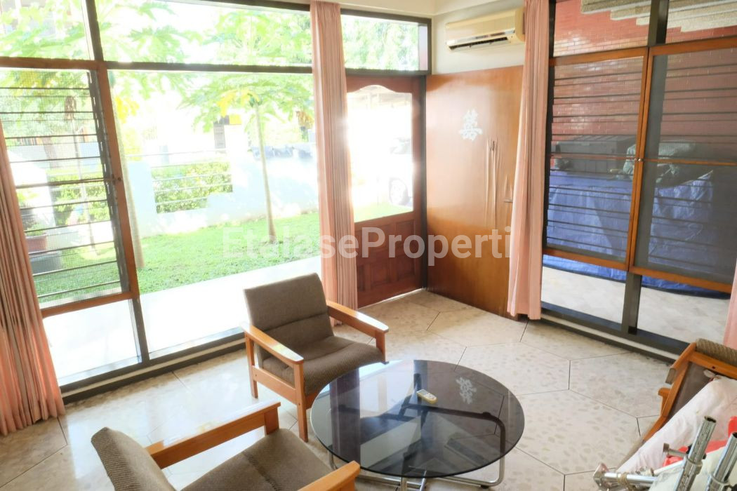 Foto properti DIJUAL RUMAH SIAP HUNI DI KERTAJAYA INDAH, SURABAYA TIMUR 2