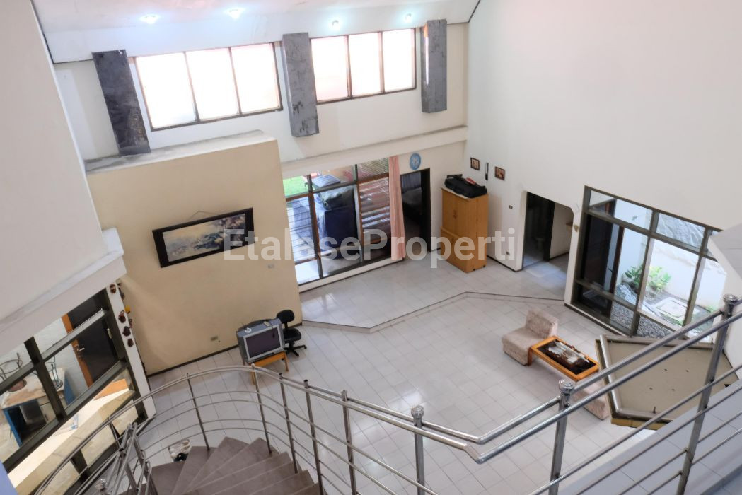 Foto properti DIJUAL RUMAH SIAP HUNI DI KERTAJAYA INDAH, SURABAYA TIMUR 7