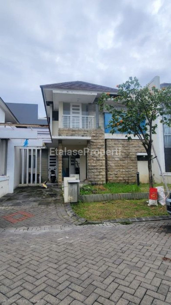 Foto properti Rumah 2 Lantai Royal Residence Cluster Terdepan 1