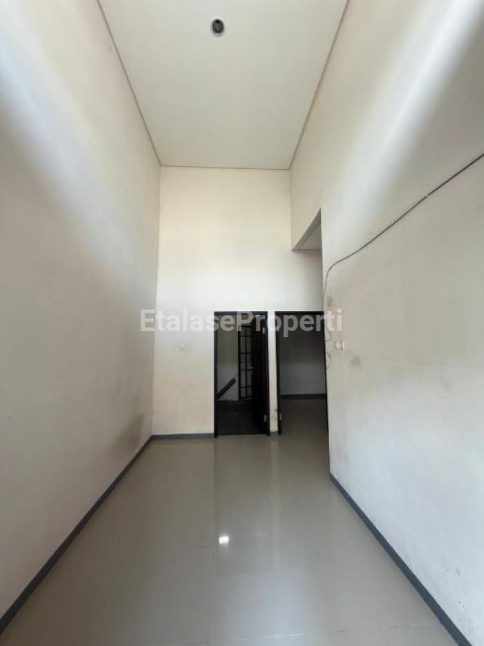 Foto properti Disewakan Rumah  Lokasi De Naila Garden Driyorejo 6