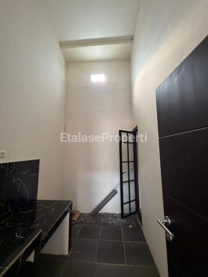 Foto properti Disewakan Rumah  Lokasi De Naila Garden Driyorejo 8