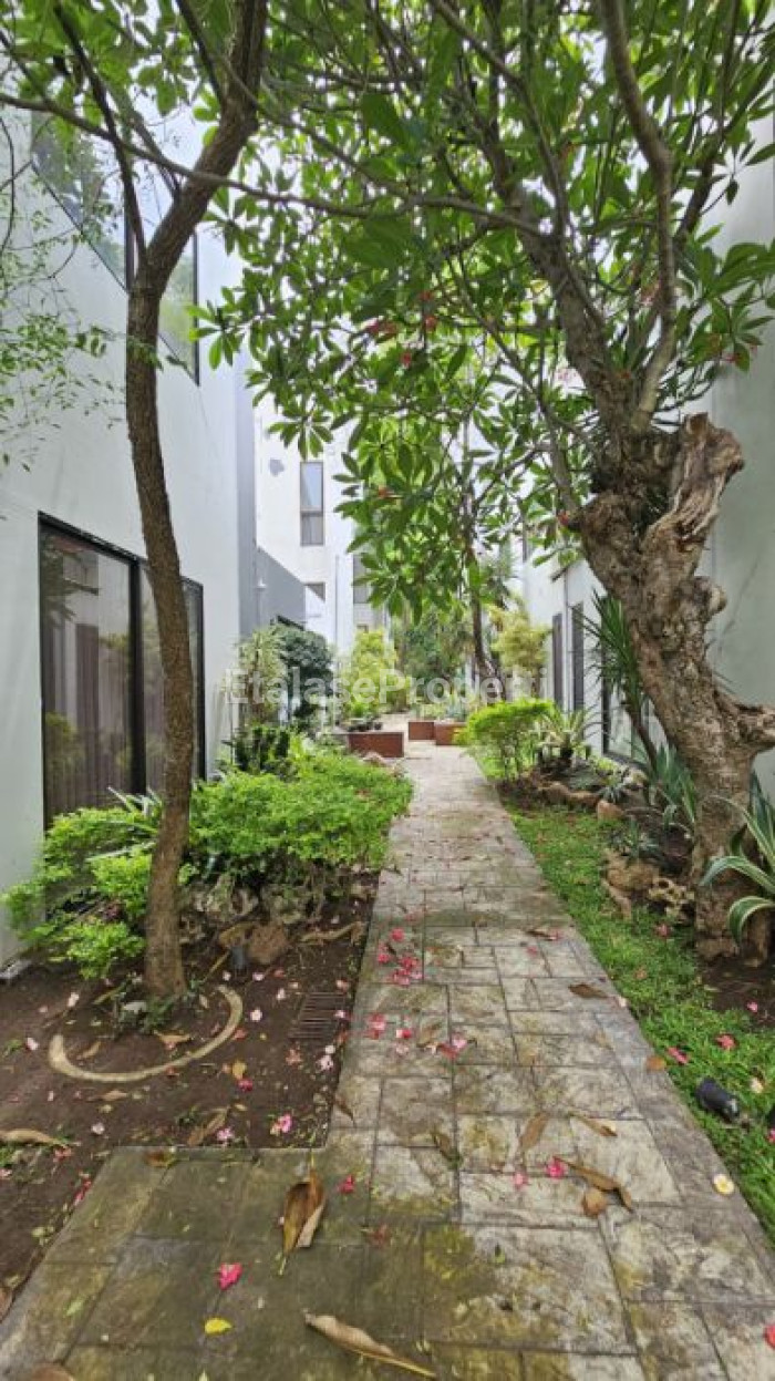 Foto properti DIJUAL  RUMAH GRAHA NATURA GARDENVILLE BLOK AA 7