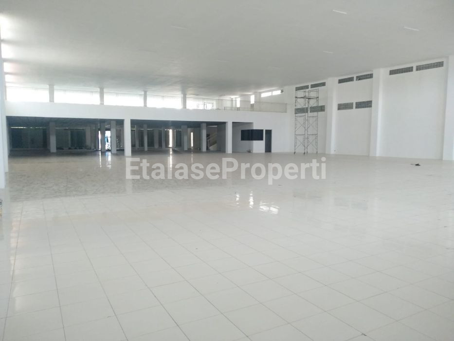 Foto properti Bangunan Gedung Lokasi Strategis Jln Besar Double Way, Jl.Raya Nginden 1