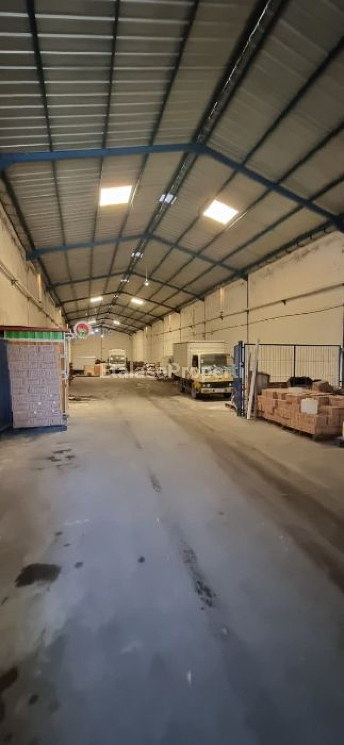 Foto properti Gudang Lokasi Kota Sidoarjo Jl.Industri,akses Kontainer Oke 1