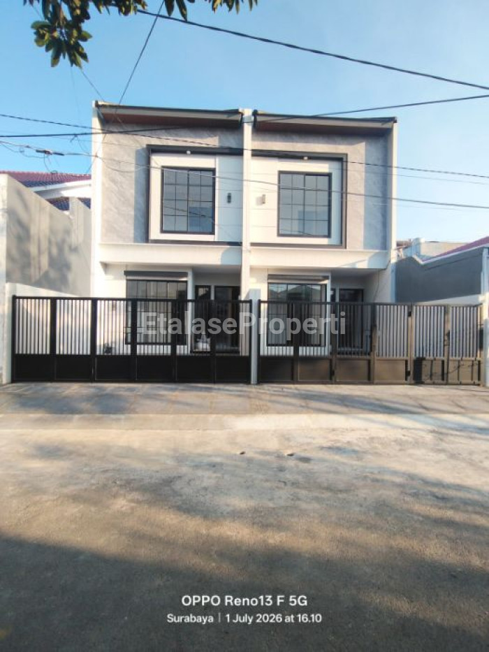 Foto properti Disewakan Rumah Di Manyar Tompotika Dekat Galaxy Mall 1