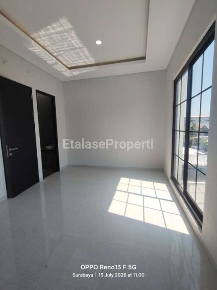 Foto properti Dijual Rumah Klampis Semolo Barat Baru Gress 4