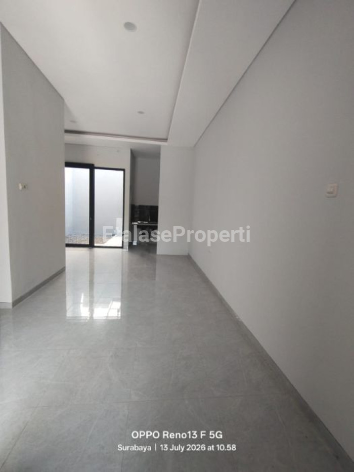 Foto properti Dijual Rumah Klampis Semolo Barat Baru Gress 5