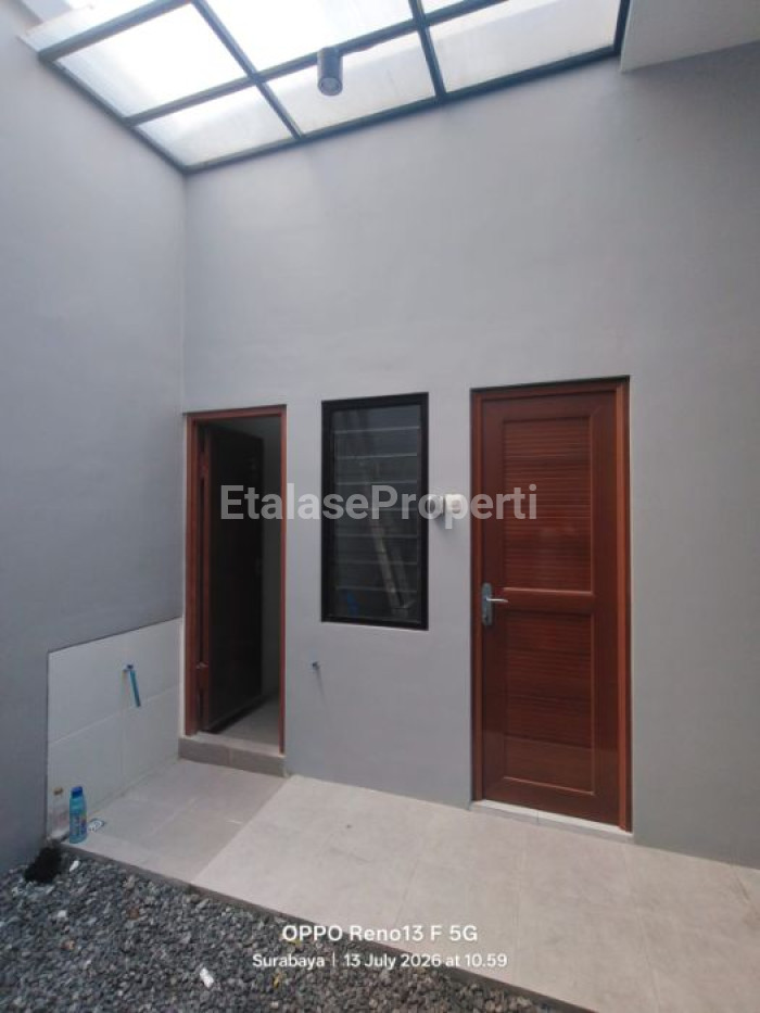Foto properti Dijual Rumah Klampis Semolo Barat Baru Gress 10