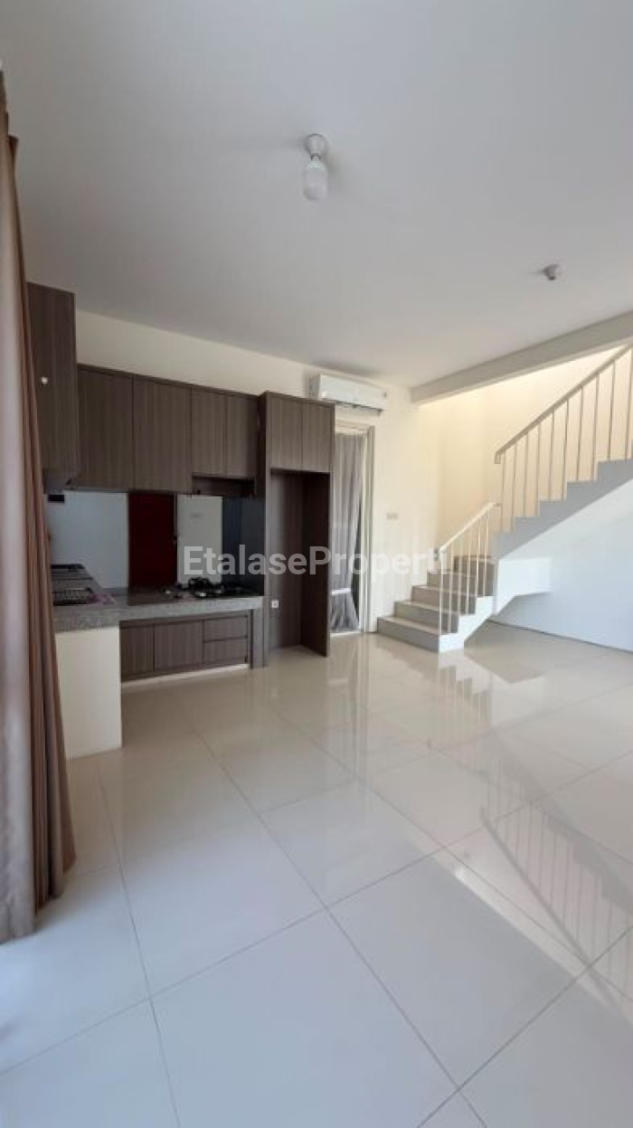Foto properti Dijual Cepat Rumah Di Royal Residence Cluster Greenwich 5