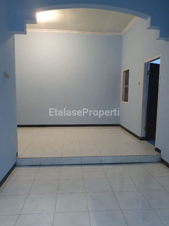 Foto properti DIJUAL:  RUMAH Hook Di Perumahan Pesona Surya Milenia - Jember 4