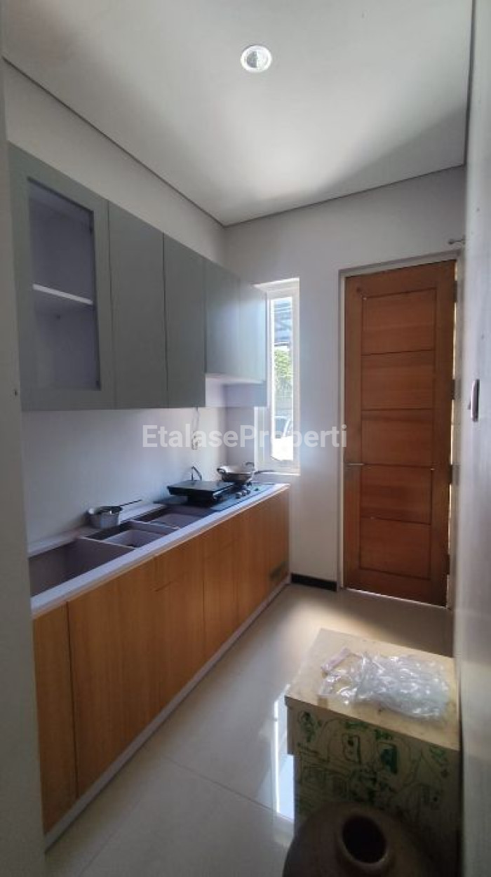 Foto properti Dijual Rumah Di Raya Bumi Tengger Kandangan Benowo 2