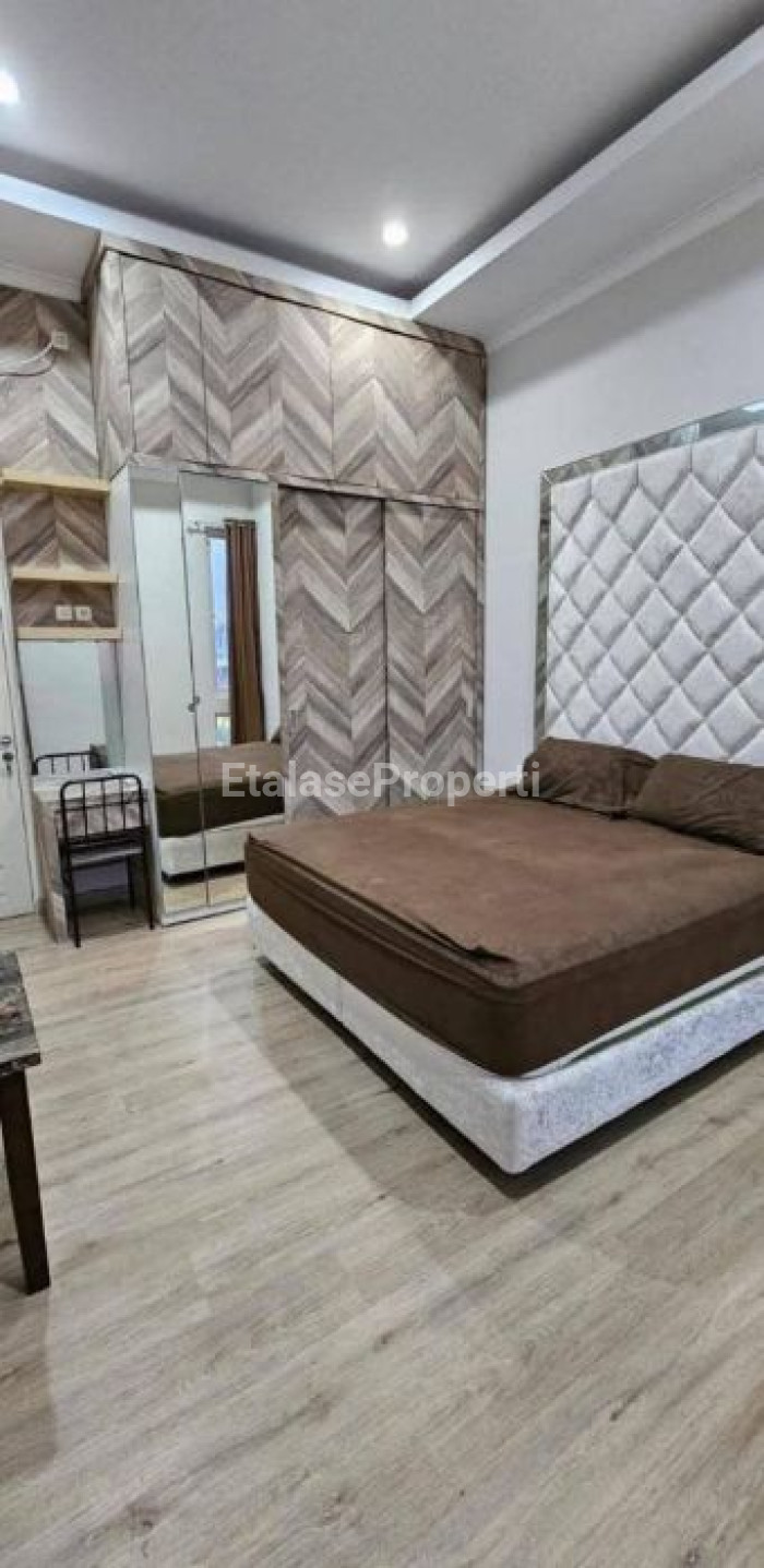Foto properti Harga Spesial Rumah Full Furnished Dekat PETRA 4