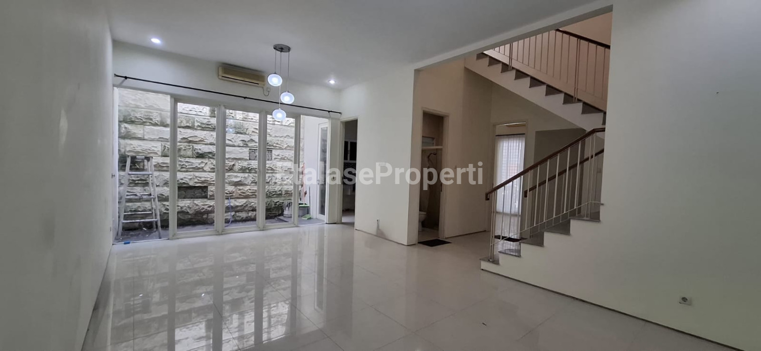 Foto properti DIJUAL RUMAH SIAP HUNI DI WOODLAND, CITRALAND UTAMA 4