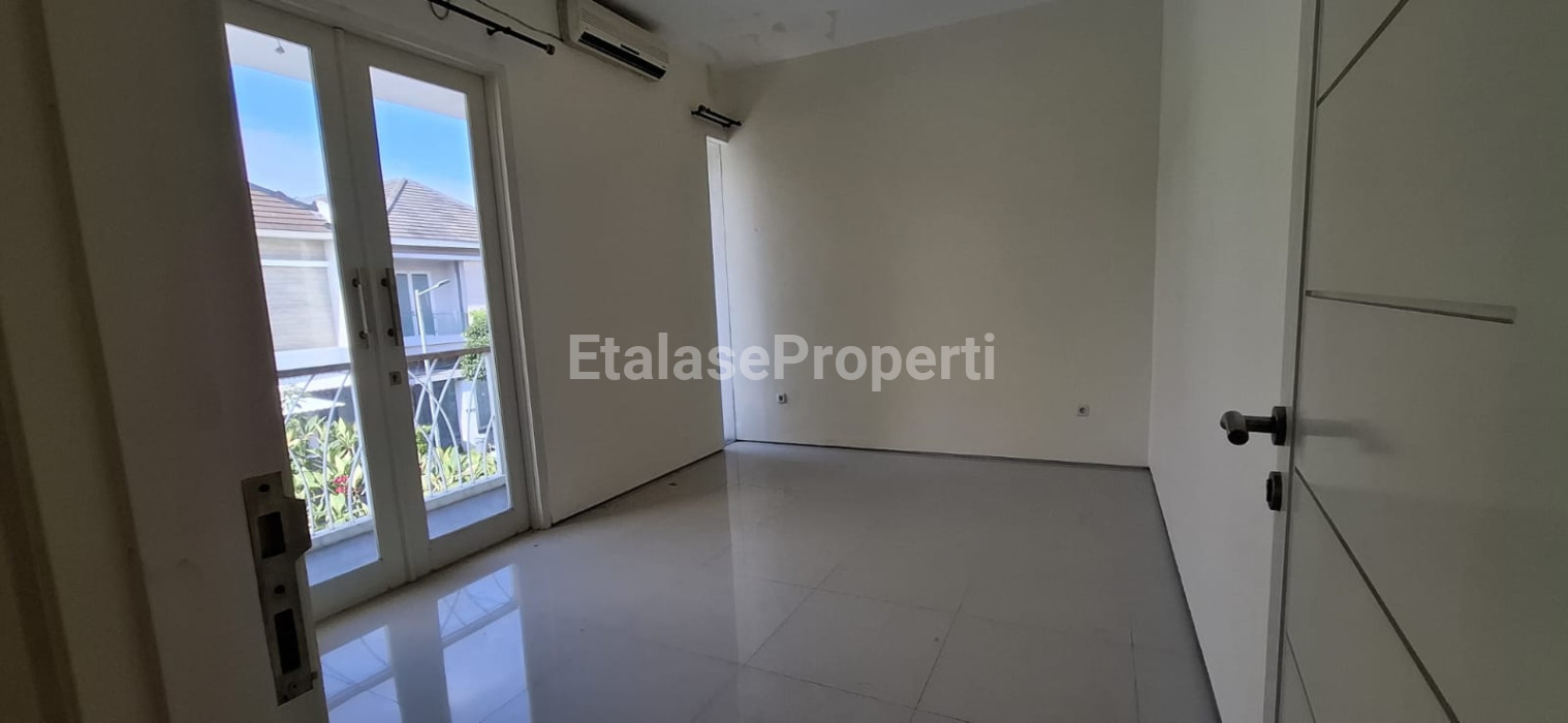 Foto properti DIJUAL RUMAH SIAP HUNI DI WOODLAND, CITRALAND UTAMA 6