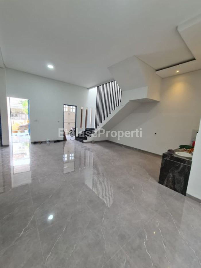 Foto properti DIJUAL RUMAH GRESS MANYAR KERTOADI, SURABAYA TIMUR 4