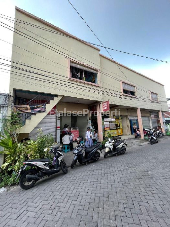 Foto properti Full Penghuni & Siap Ngomset. Dijual Ruko + Kos Aktif Dekat Royal Plaza 1