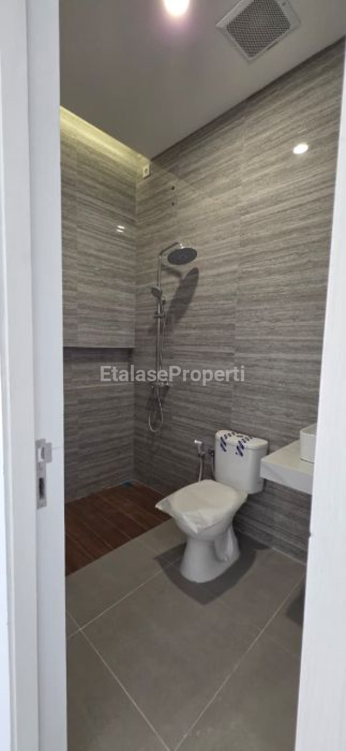 Foto properti Dijual Rumah Baru Sutorejo Prima Utara 7