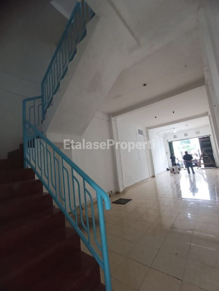 Foto properti Unit Langka Ruko 3 Lantai  Krembangan 3