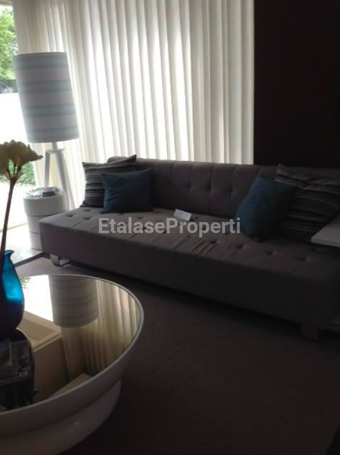 Foto properti DIJUAL RUMAH SIAP HUNI DI GRAHA FAMILY, SURABAYA BARAT 5